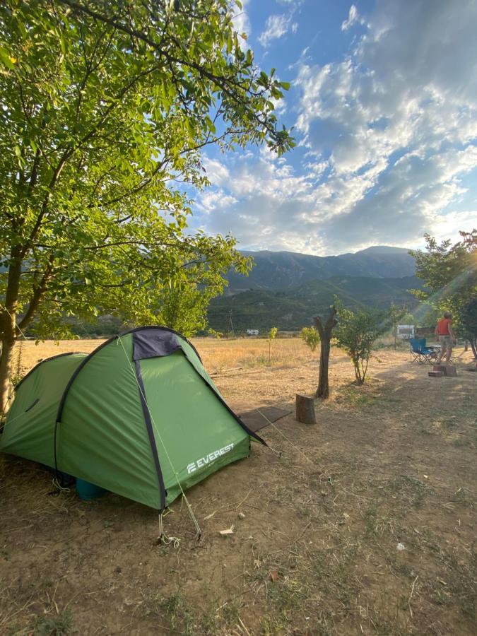 Albturist Ecocamping Permet & Outdoor Sports Center Hotel ภายนอก รูปภาพ