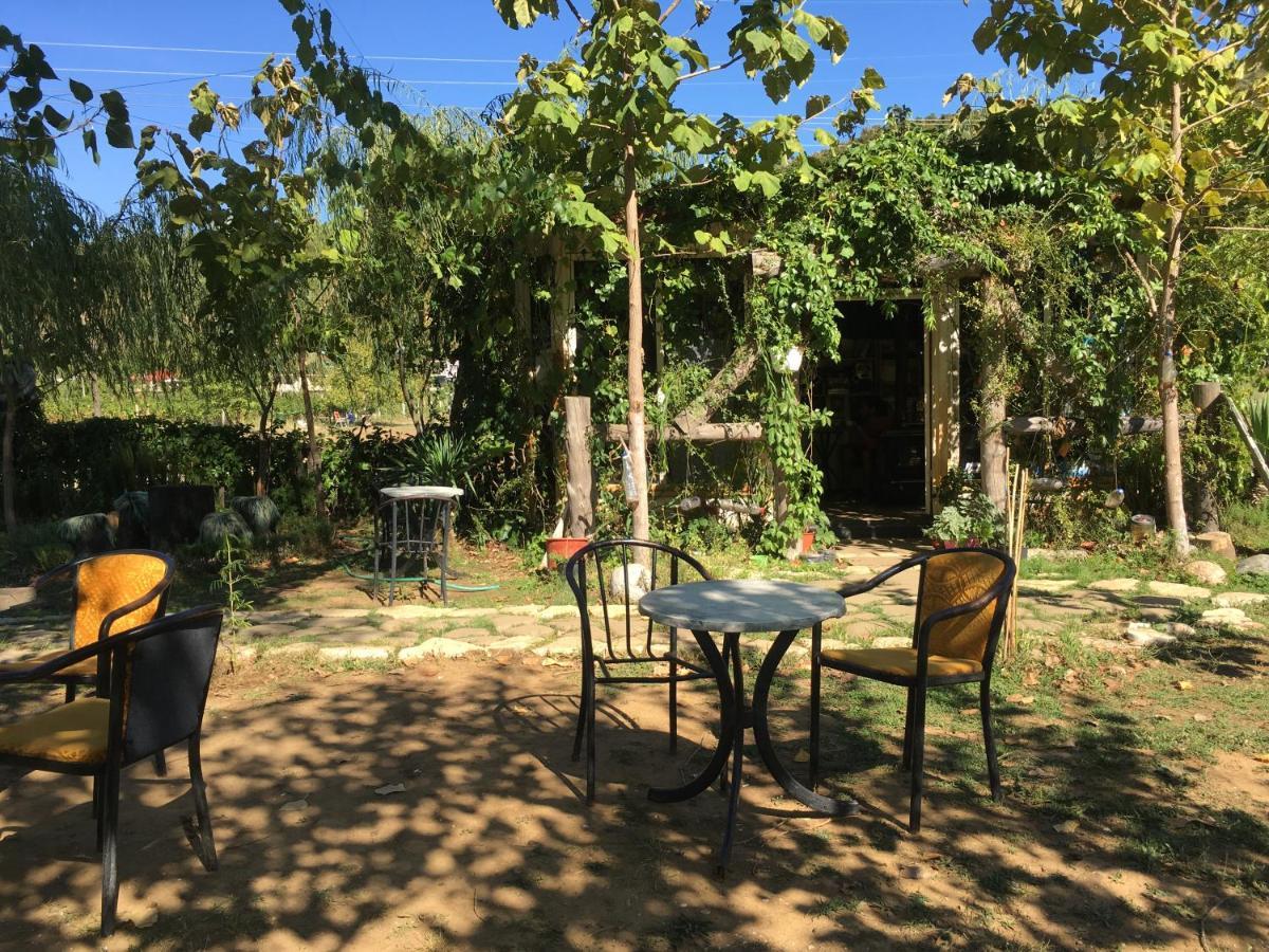 Albturist Ecocamping Permet & Outdoor Sports Center Hotel ภายนอก รูปภาพ